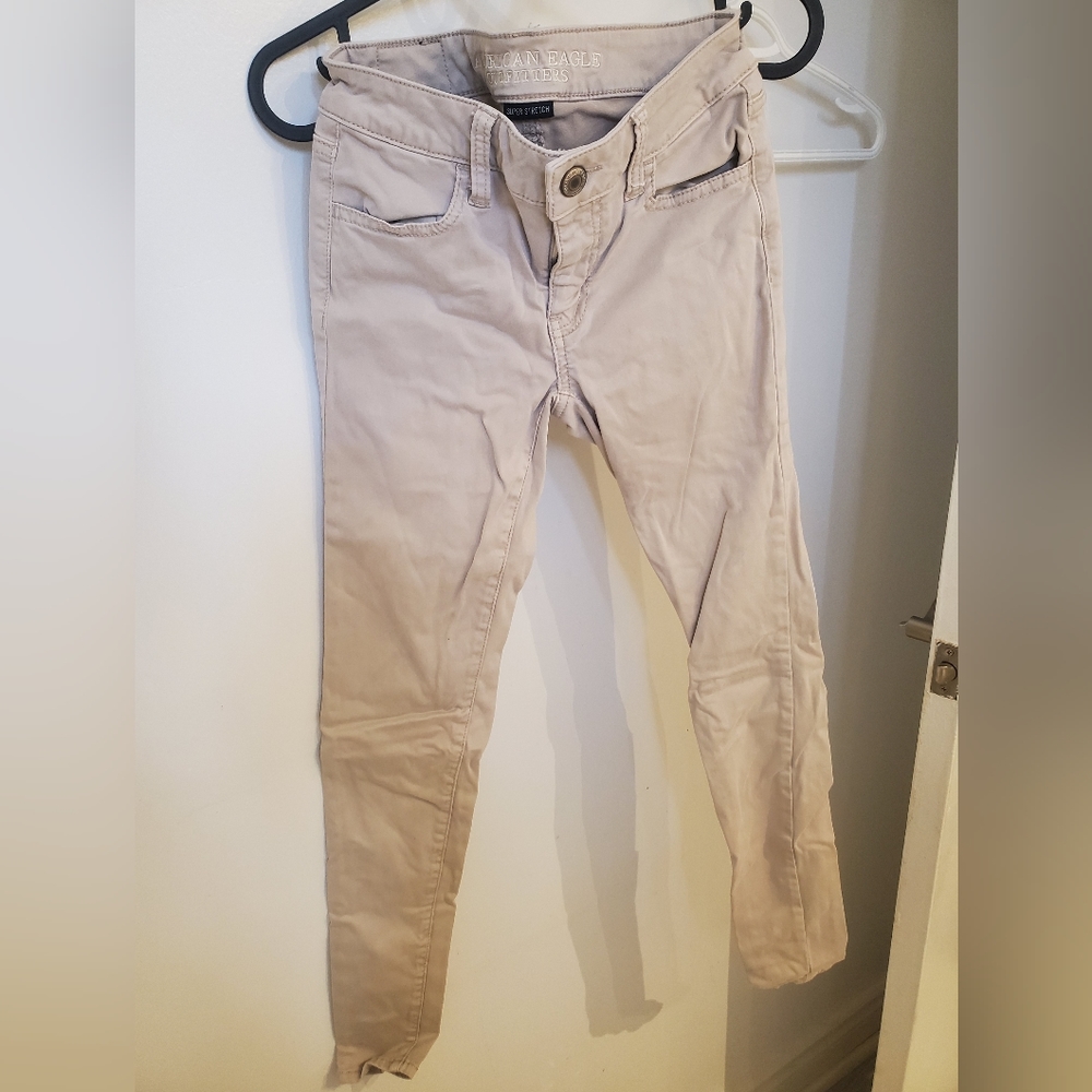 American Eagle tan jeggings